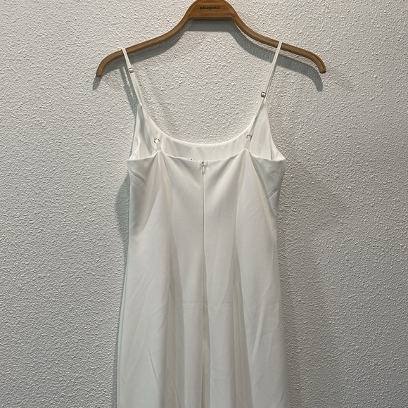 Selfie Leslie EMOJI ASYMMETRICAL HEMLINE DRESS WHITE - Picture 7 of 10